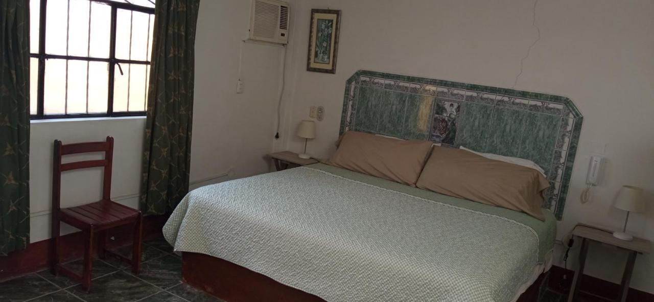 Motel Sahara Suites Barranca Eksteriør billede